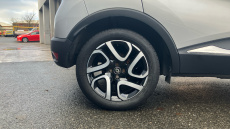 Renault Captur 0.9 TCE 90 Iconic 5dr Petrol Hatchback